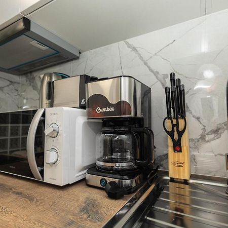 Ra Apartamentos Sevilla 알리칸테 외부 사진