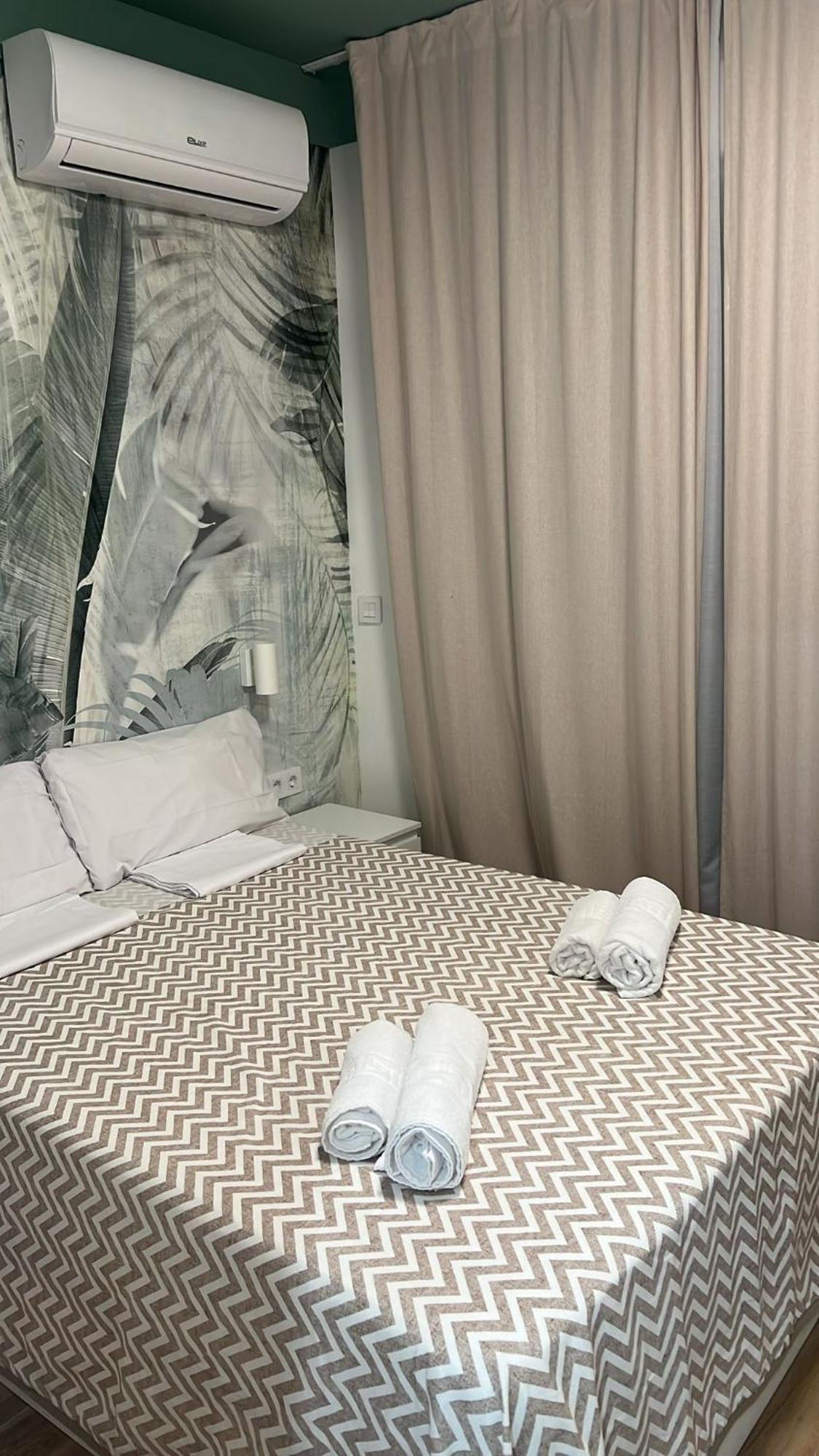 Ra Apartamentos Sevilla 알리칸테 외부 사진