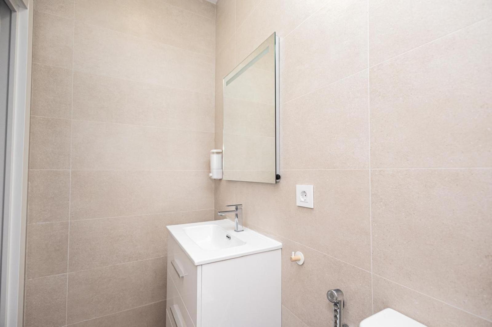 Ra Apartamentos Sevilla 알리칸테 외부 사진