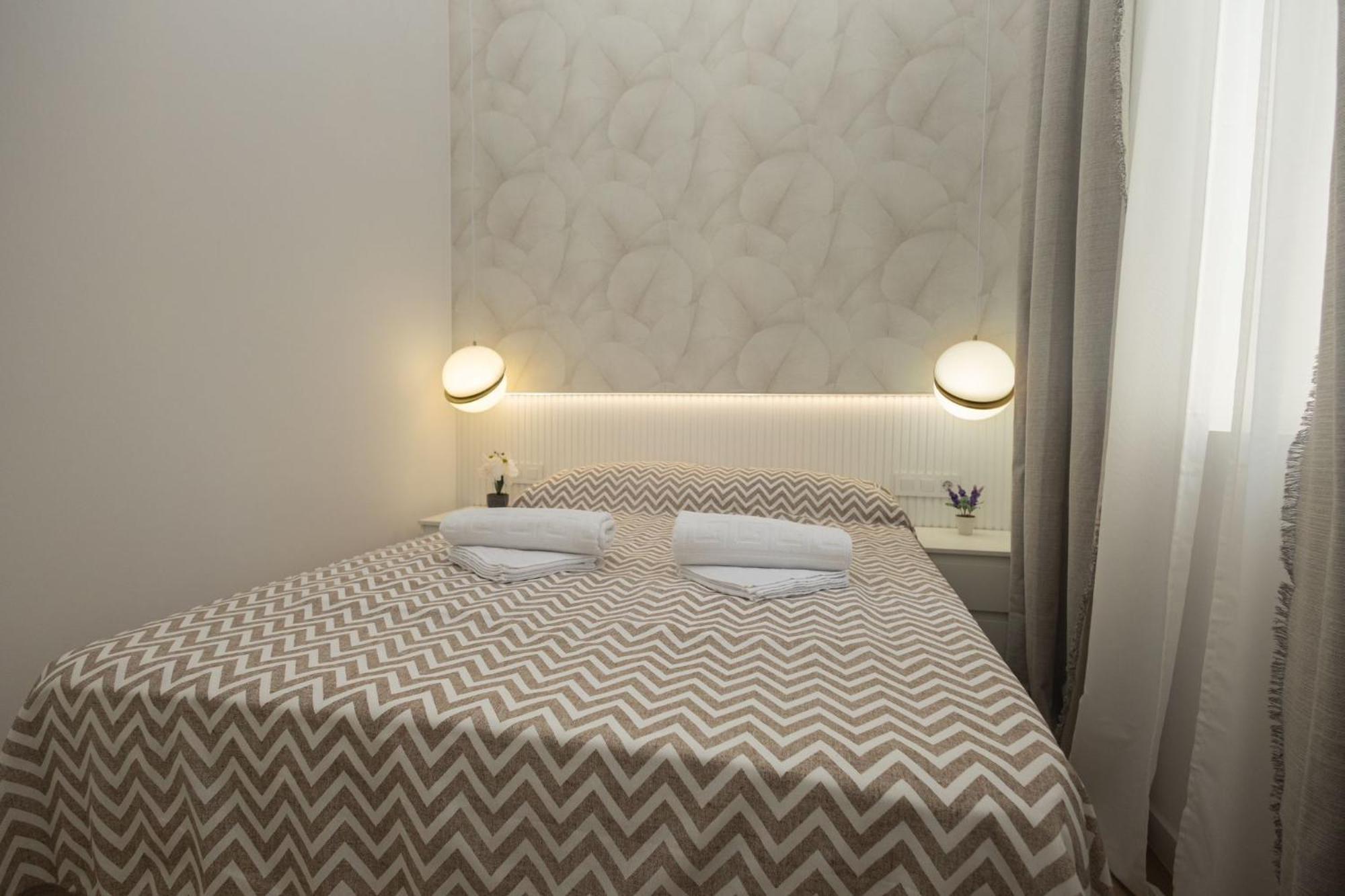 Ra Apartamentos Sevilla 알리칸테 외부 사진