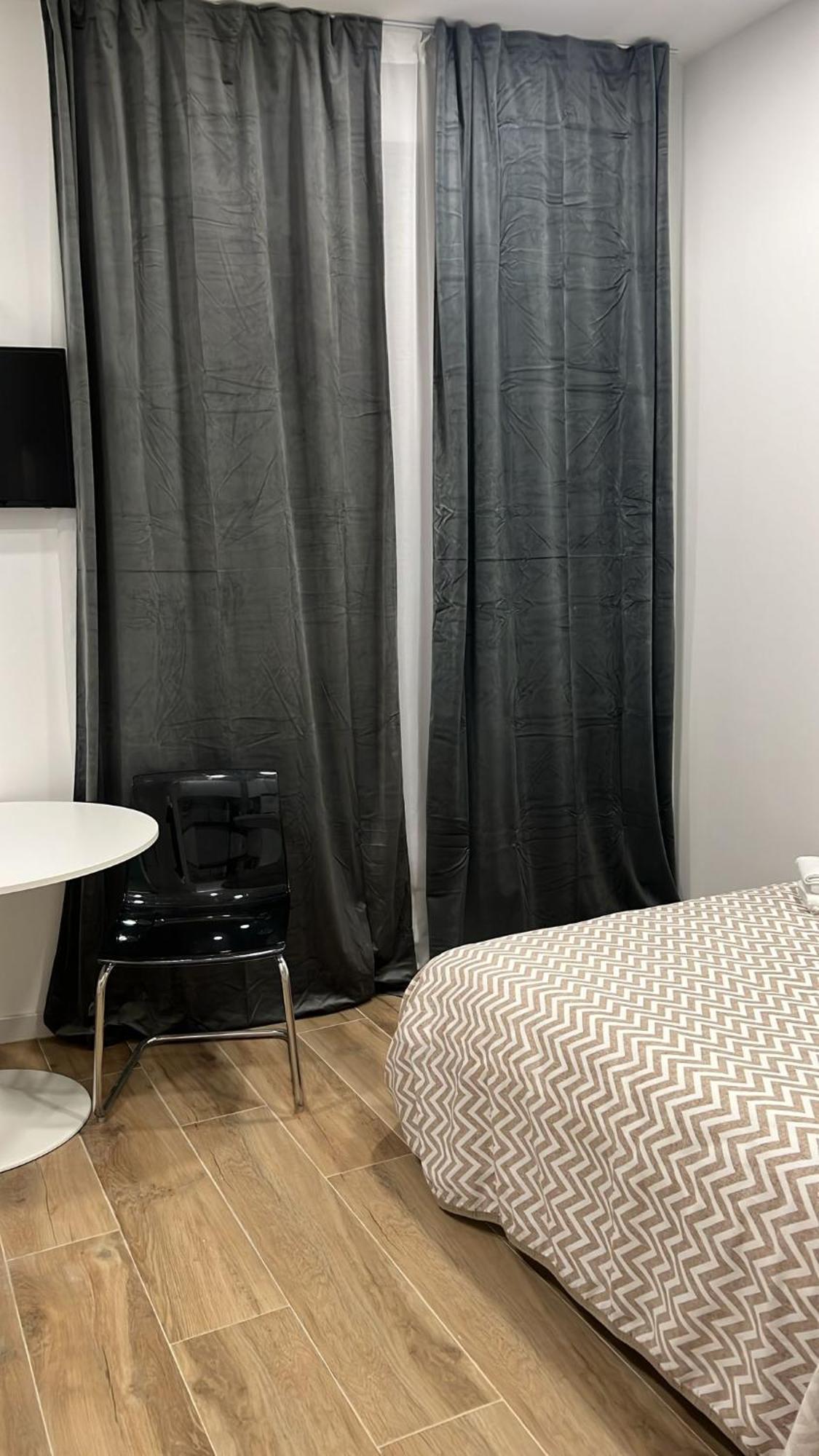 Ra Apartamentos Sevilla 알리칸테 외부 사진